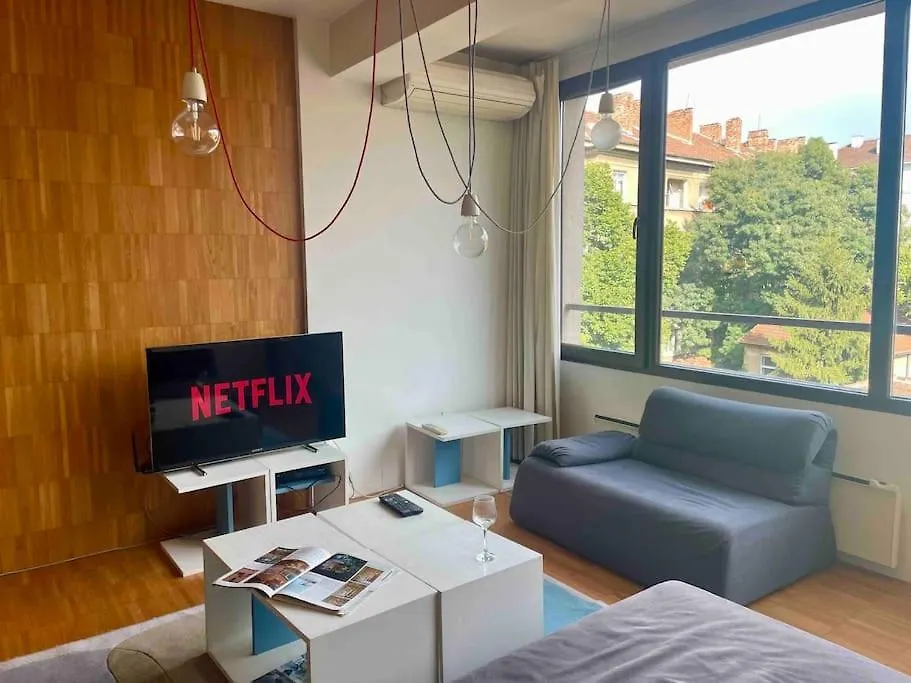 Central Apartment With Free Parking And Balcony Sófia