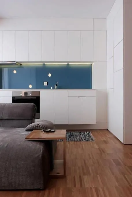 Central Apartment With Free Parking And Balcony Sofia