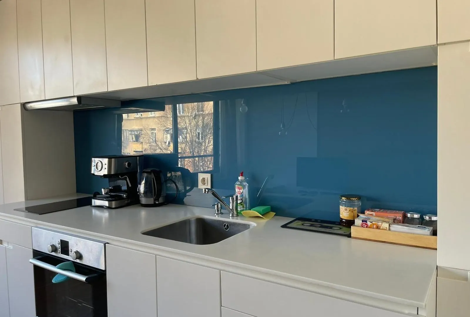 Central Apartment With Free Parking And Balcony Sofia